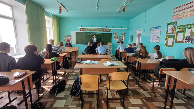 "История России в великих святых".